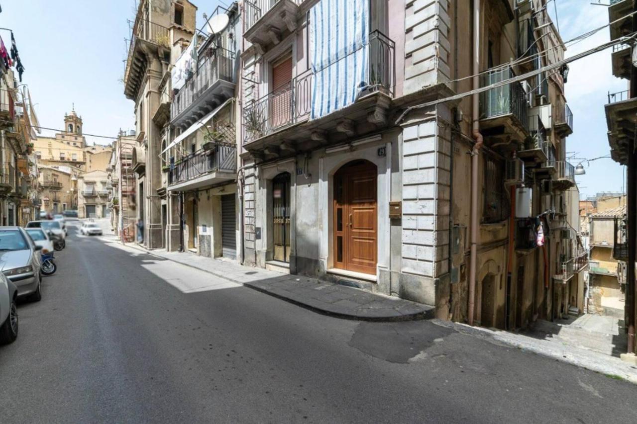 Apartamento La Casa Di Andrea Caltagirone Exterior foto